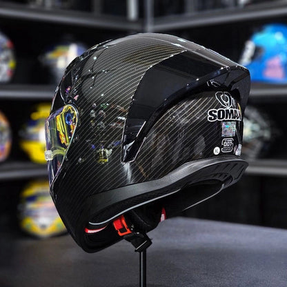 SOMAN Carbon Fiber Full Face Helmet featuring a sleek aerodynamic design, lightweight shell, and glossy carbon finish ideal for Mauritian motorcycle riders.